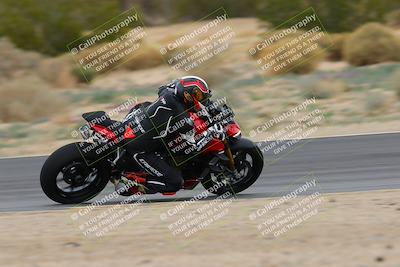 media/Jan-14-2023-SoCal Trackdays (Sat) [[497694156f]]/Turn 9 Set 2 (1130am)/